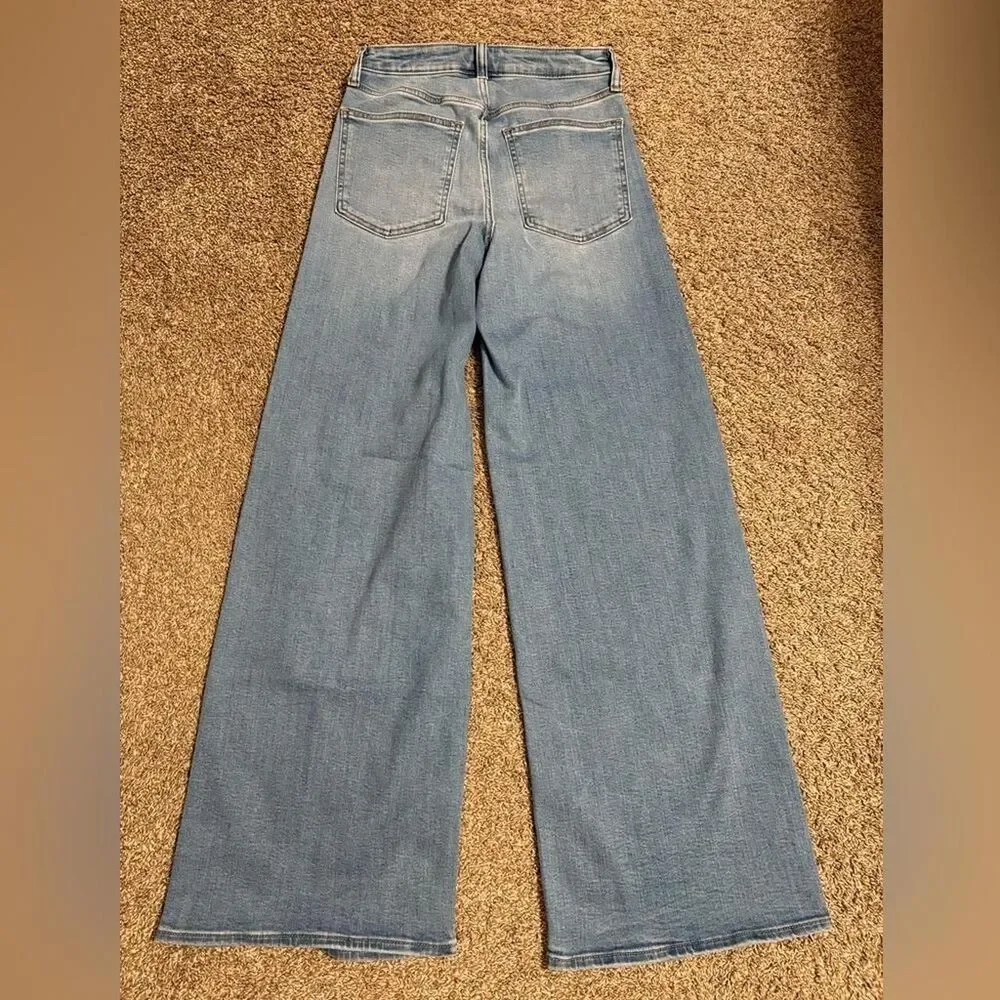 Universal-thread Women's Blue Jeans - Picture 2 of 8